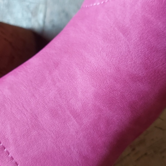 M&M 4 for $12 Shoes - Picture 4 of 8